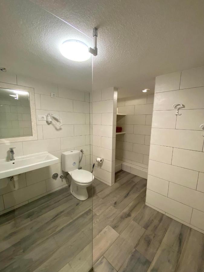 ウルツィニCurani Houseアパートメント エクステリア 写真