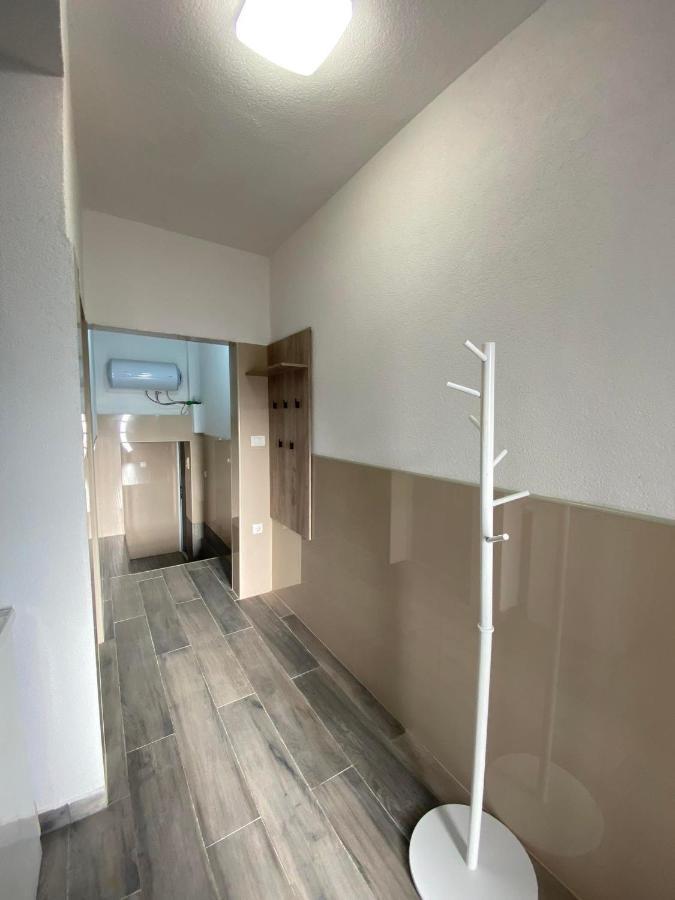 ウルツィニCurani Houseアパートメント エクステリア 写真